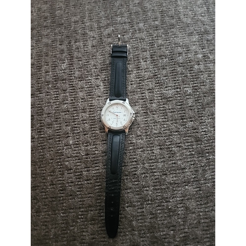 Wristwatch Mens Tomax Leather Band Scratches On Back New Battery
